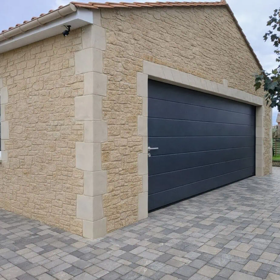 mur garage imitation pierre saintes renovs habitats